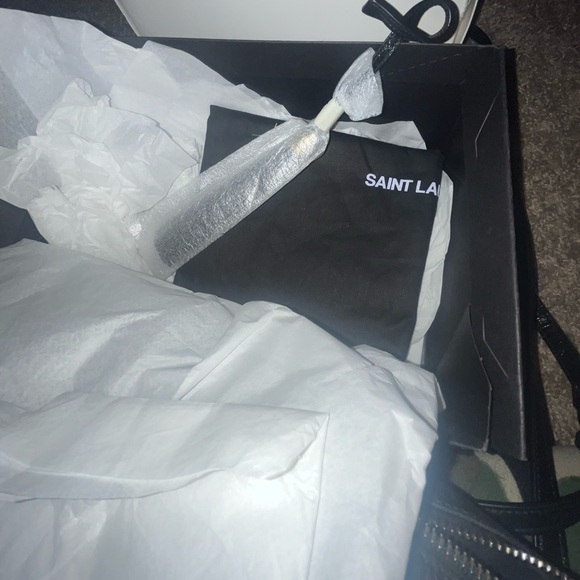 Saint Laurent 2021 Monogram Matelasse Lou Camera Bag***YSL Crossbody Bag*** - Picture 6 of 8